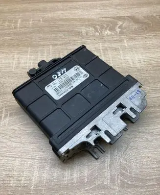 Volkswagen PASSAT B4 Gearbox control unit/module 01M927733G 5DG007651