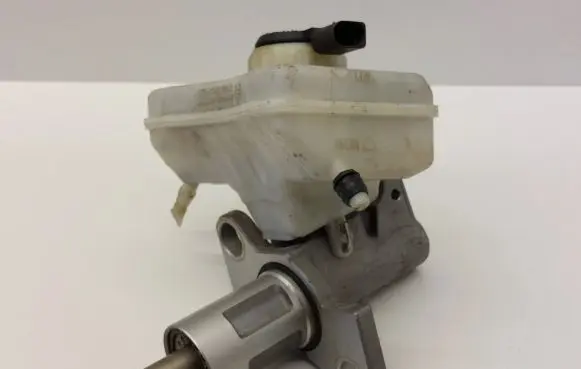 Audi A4 S4 B8 8K Master brake cylinder 8K0611301A