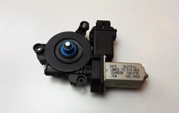 Alfa Romeo Giulietta Front door window regulator motor 5000884