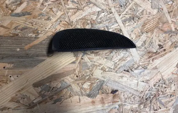 Side speaker trim/cover