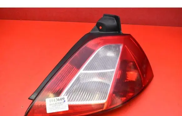 Rear/tail lights