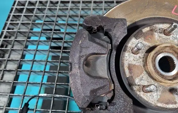 Mitsubishi ASX Front brake caliper IMPRK1438591