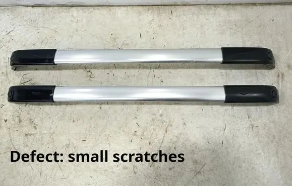 Jeep Grand Wagoneer Roof transverse bars on the 