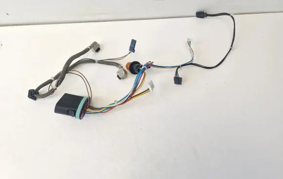 Audi A4 S4 B8 8K Headlight/headlamp wiring loom/harness 130448704000