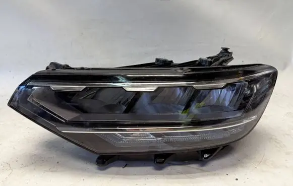 Volkswagen PASSAT B8 Headlight/headlamp 3G1941035