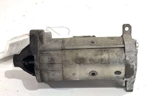 Volvo V40 Starter motor 31419543