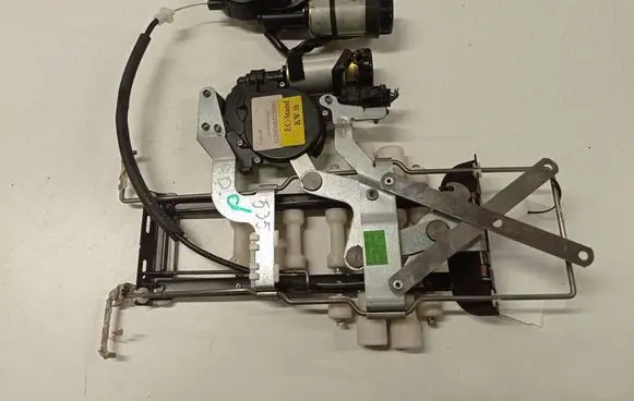Volkswagen Phaeton Seat adjustment motor 8901013L 776BR02 950541032