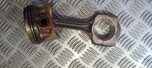 Renault Megane I Piston with connecting rod