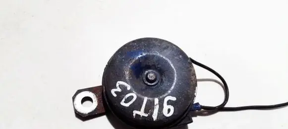 Toyota Avensis Verso Horn signal