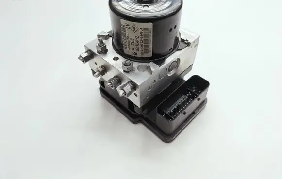 Renault Megane III ABS Pump 476608247R