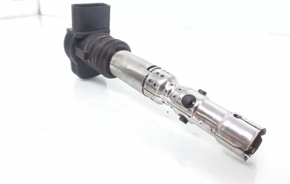 Audi TT Mk1 High voltage ignition coil 06A905115D