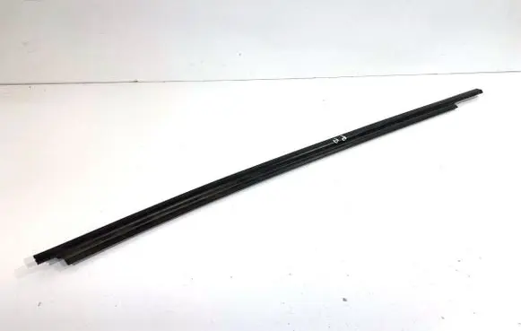 Toyota Yaris Cross Front door glass trim molding 