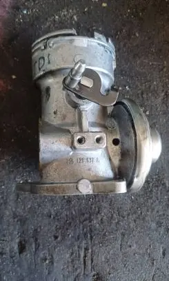 Seat Alhambra (Mk1) EGR valve 038129637A