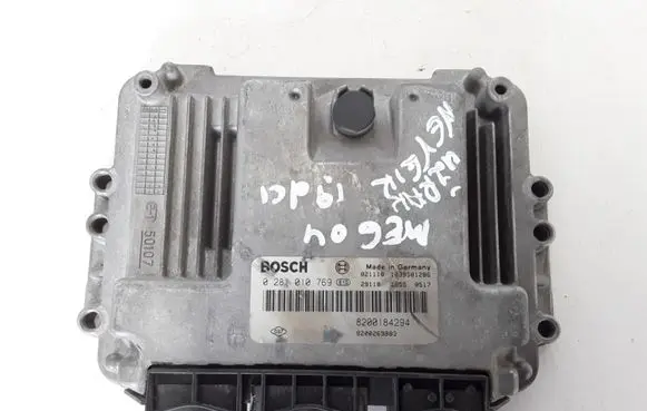 Renault Megane II Engine control unit/module 8200184294