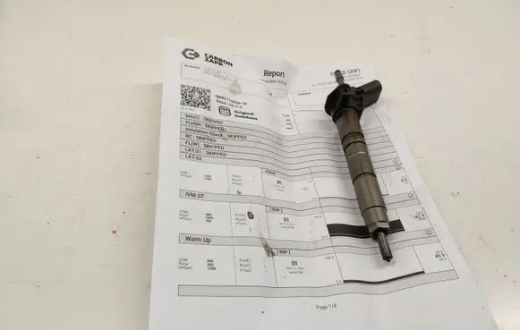 Mercedes-Benz ML W166 Fuel injector 0445116026