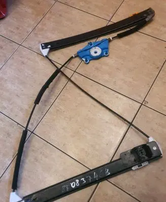 Audi A4 S4 B7 8E 8H Front window lifting mechanism without motor 8E083746b