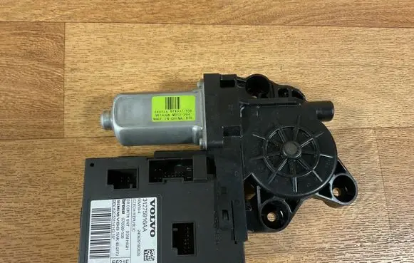 Volvo V50 Front door window regulator motor 31275916AA 976589109 240839190838