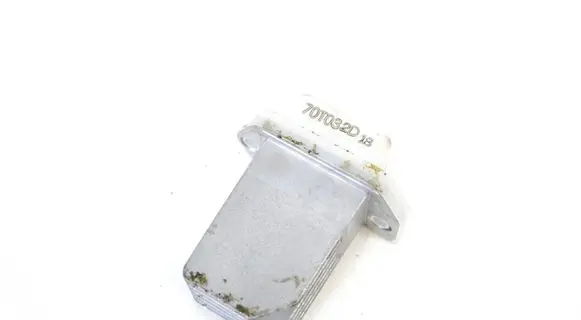 Nissan Juke I F15 Heater blower motor/fan resistor 70T032D18