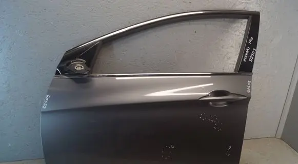 Hyundai i40 Front door