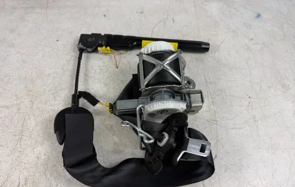 Peugeot 3008 I Front seatbelt 34154286A