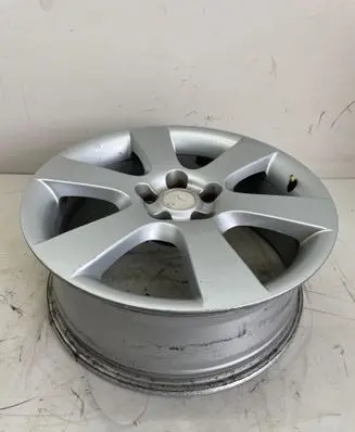 Hyundai Santa Fe R18 alloy rim 529102B180