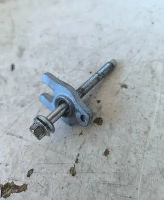 Renault Trafic III (X82) Fuel Injector clamp holder 22316 6457