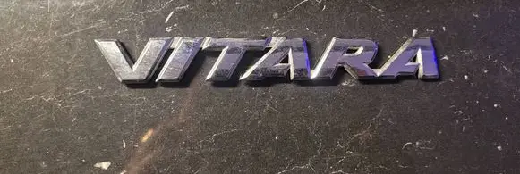 Suzuki Vitara (LY) Manufacturers badge/model letters 7783154P00