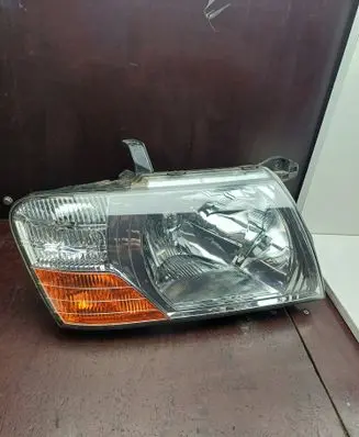 Mitsubishi Pajero Headlight/headlamp