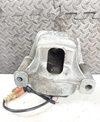 Audi A5 8T 8F Engine mount bracket 784234142952