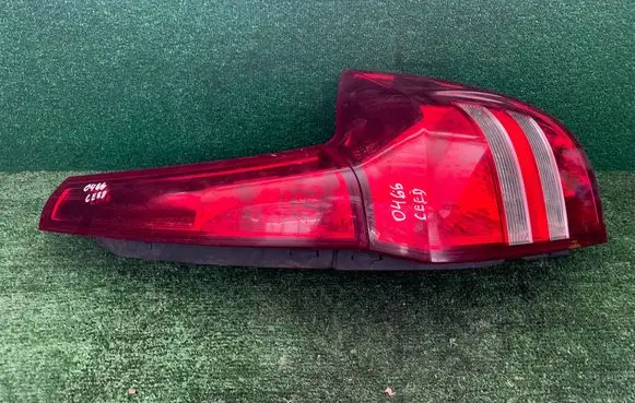 KIA Ceed Rear/tail lights 