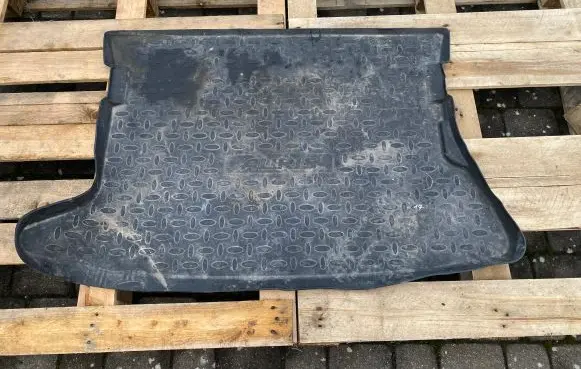 Toyota Auris 150 Rubber trunk/boot mat liner 