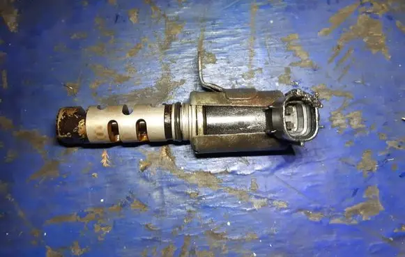 Mitsubishi Lancer X Crankshaft speed sensor 