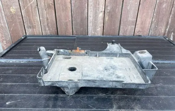Mitsubishi Colt Battery tray 