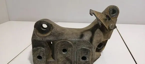 Volkswagen Sharan Gearbox mounting bracket 7M3399135A