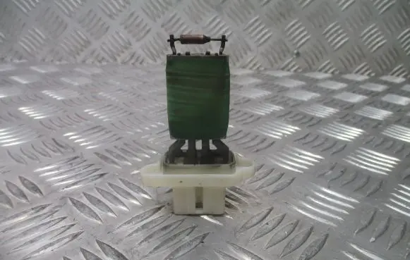 Ford Focus Heater blower fan relay 3M5H-18B647-AC