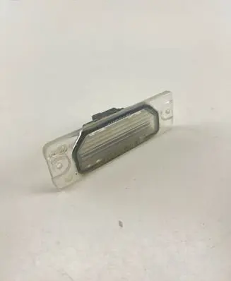 Nissan Elgrand Number plate light 6203D0T
