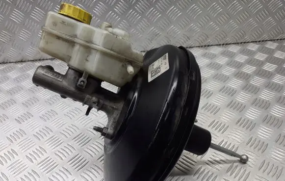 Skoda Fabia Mk2 (5J) Brake booster 6R1614105H