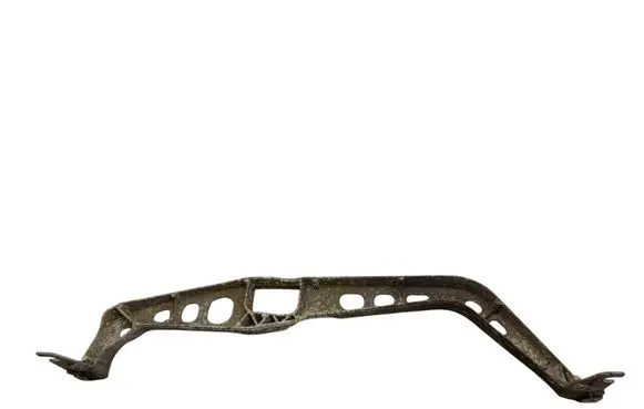 Engine mounting bracket