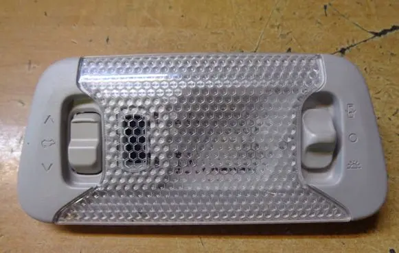 Toyota Aygo AB40 Front seat light 812600H030