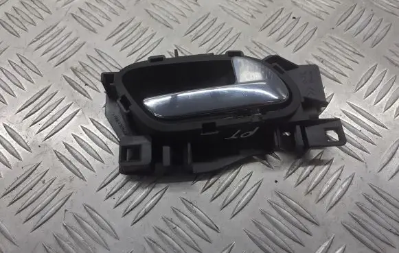 Peugeot 207 Rear door interior handle trim 96555516VD