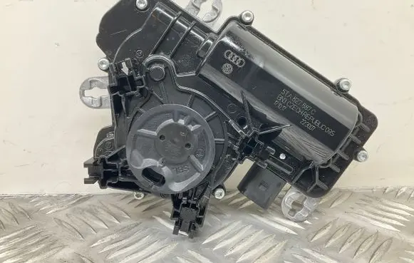 Skoda Superb B8 (3V) Tailgate/trunk/boot lift motor 5TA827887C