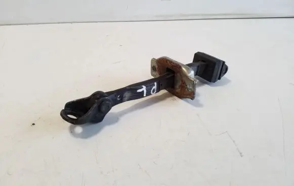 Honda CR-V Front door check strap stopper