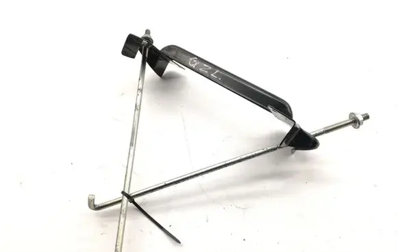 Mitsubishi Space Star Battery bracket 