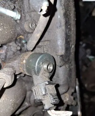 Peugeot 807 Fuel injector 0445110076