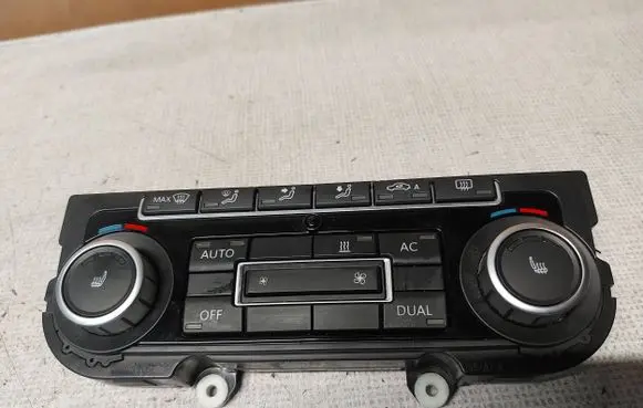 Volkswagen Golf VI Climate control unit 5K0907044CB 5HB00974643
