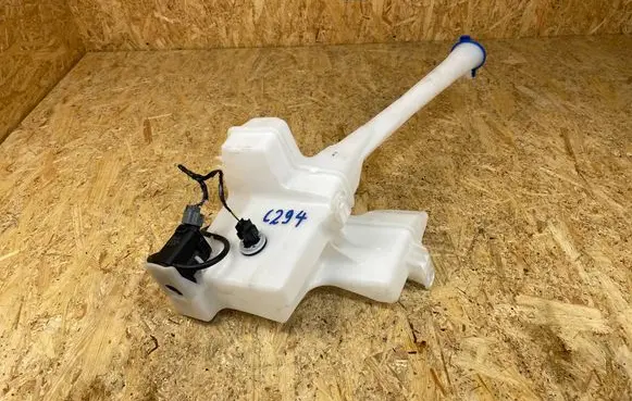 Hyundai Santa Fe Windshield washer fluid reservoir/tank 98610S1500