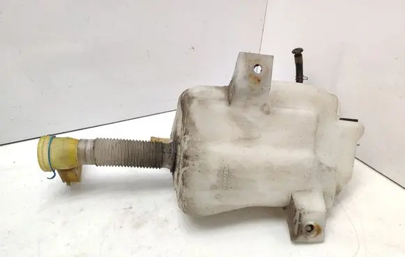 Honda Legend III KA9 Windshield washer fluid reservoir/tank HLC22015