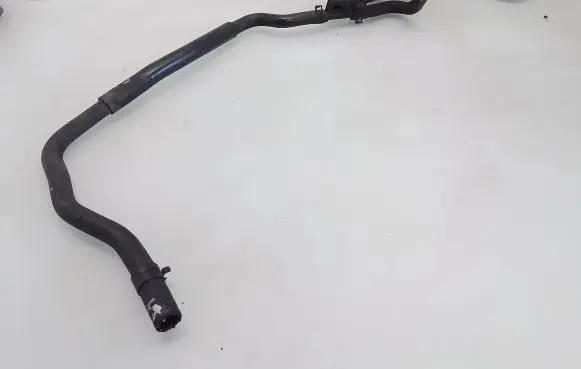 Toyota Auris 150 Engine coolant pipe/hose