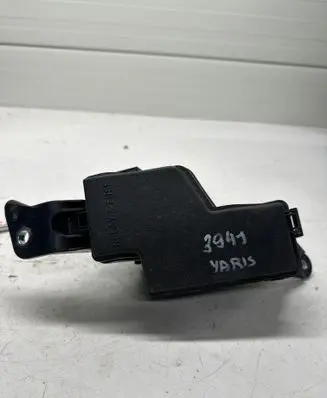 Toyota Yaris XP210 Fuse box set