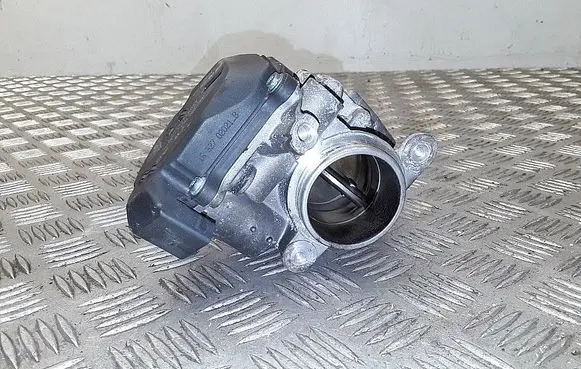 Skoda Octavia Mk3 (5E) Throttle valve 04L128063T 04l128059t